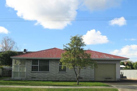 Photo of property in 2/1009 Fitzroy Avenue, Mahora, Hastings, 4120