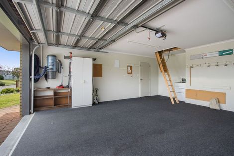 Photo of property in 55 Malta Crescent, Katikati, 3129