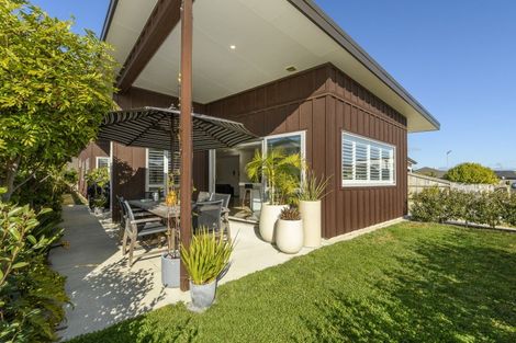Photo of property in 6 Kahuparere Crescent, Pyes Pa, Tauranga, 3112