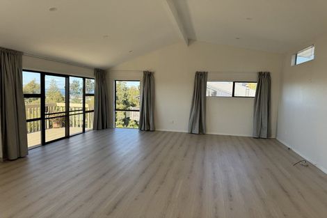 Photo of property in 2/5 Moorgreen Heights, Torbay, Auckland, 0630