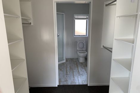 Photo of property in 17 Broadway Parade, Rolleston, 7615