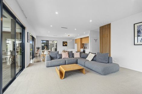 Photo of property in 9a Desmond Place, Bell Block, New Plymouth, 4312