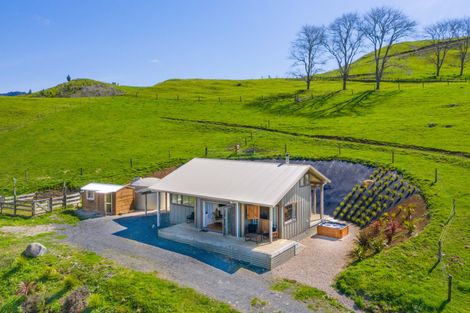 Photo of property in 512 Waitetuna Valley Road, Waitetuna, Raglan, 3295