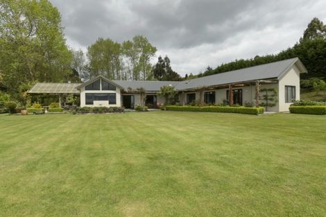 Photo of property in 50 Highland Drive, Acacia Bay, Taupo, 3385