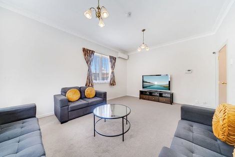 Photo of property in 3 Freyberg Avenue, Papatoetoe, Auckland, 2104