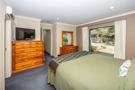 Photo of property in 37 Bramley Drive, Rototuna, Hamilton, 3210