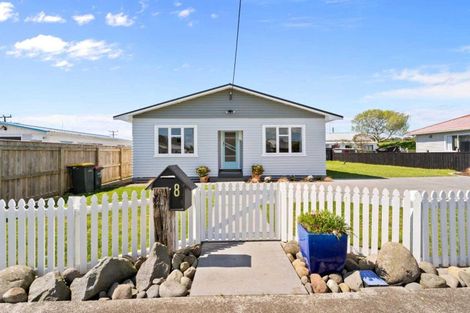 Photo of property in 8 Grey Street, Waitara, 4320