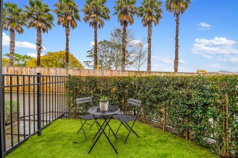 Photo of property in 12a Derby Downs Place, Ellerslie, Auckland, 1051
