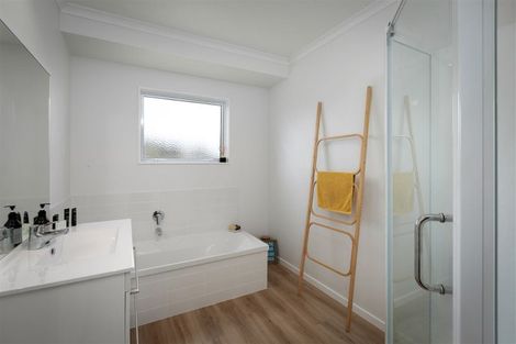 Photo of property in 8 Sandy Place, Waihi Beach, 3611