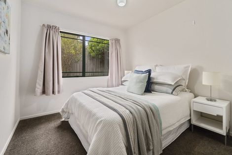 Photo of property in 15 Preston Avenue, Henderson, Auckland, 0610