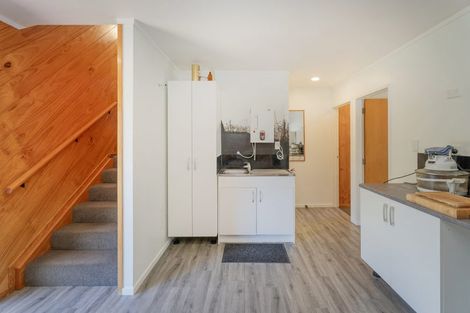 Photo of property in 2 Summer Lane, Tairua, 3508