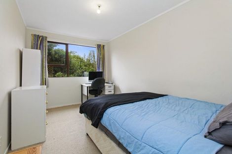 Photo of property in 78 Victory Crescent, Tawa, Wellington, 5028
