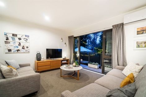 Photo of property in 3/211 Onewa Road, Birkenhead, Auckland, 0626