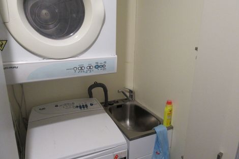 Photo of property in 1 Betten Street, Waimate, 7924