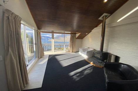 Photo of property in 7a Von Place, Fernhill, Queenstown, 9300