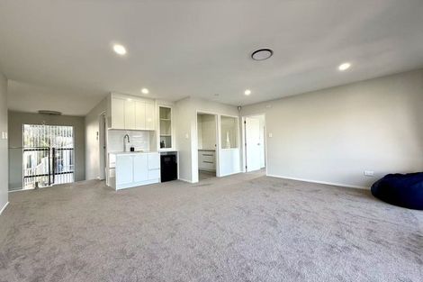 Photo of property in 4 Tawapou Close, Massey, Auckland, 0614