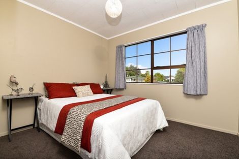 Photo of property in 4 Jasmine Avenue, Dinsdale, Hamilton, 3204