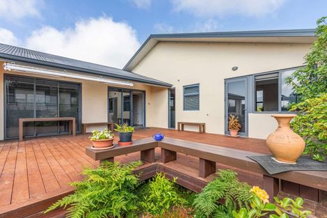 Photo of property in 28 Noble Johnston Drive, Katikati, 3129