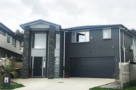 Photo of property in 32 Drumbuoy Drive, Flat Bush, Auckland, 2019