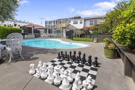 Photo of property in 48 Marlborough Avenue, Glenfield, Auckland, 0629