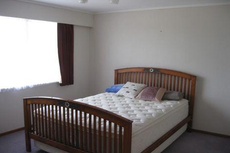 Photo of property in 28 Maple Grove, Kingston, Wellington, 6021