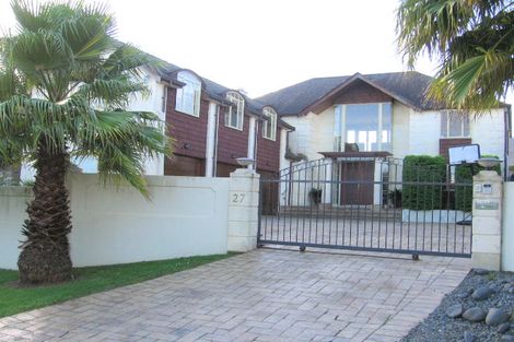 Photo of property in 27 Grammar School Road, Pakuranga, Auckland, 2010