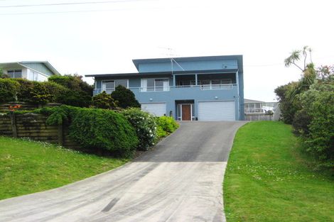 Photo of property in 60 Shakespear Road, Army Bay, Whangaparaoa, 0930