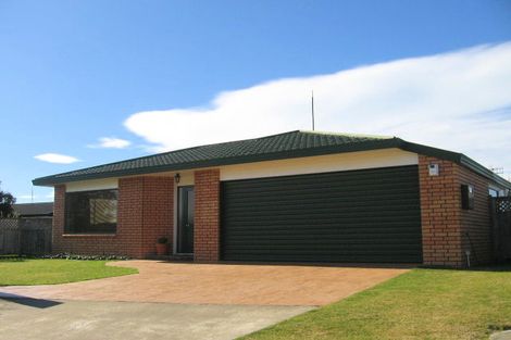 Photo of property in 11 Bucksburn Place, Greenmeadows, Napier, 4112