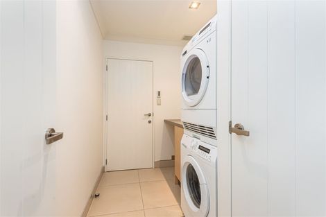 Photo of property in 28 Holbrook Way, Westmorland, Christchurch, 8025