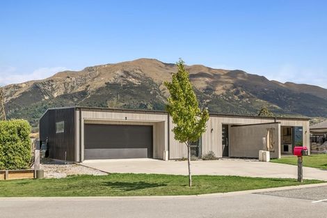 Photo of property in 13 Isthmus Place, Lake Hawea, Wanaka, 9382