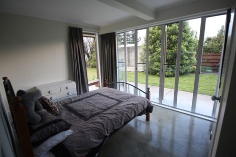 Photo of property in 55 Fitzherbert East Road, Aokautere, Palmerston North, 4471