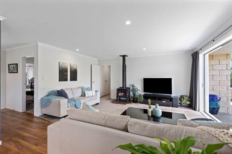 Photo of property in 10 Carex Close, Pyes Pa, Tauranga, 3112