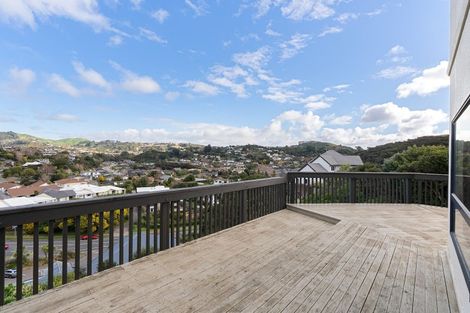 Photo of property in 60 Molyneux Close, Whitby, Porirua, 5024