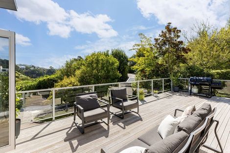 Photo of property in 302 Paremata Road, Whitby, Porirua, 5381