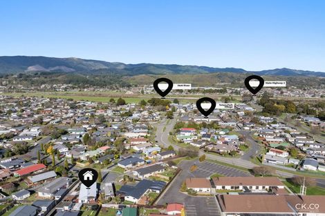 Photo of property in 22 Denver Grove, Totara Park, Upper Hutt, 5018