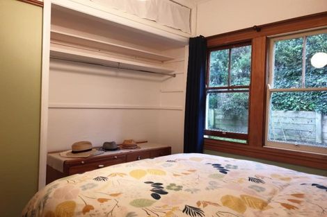 Photo of property in 25 Royal Street, Berhampore, Wellington, 6023