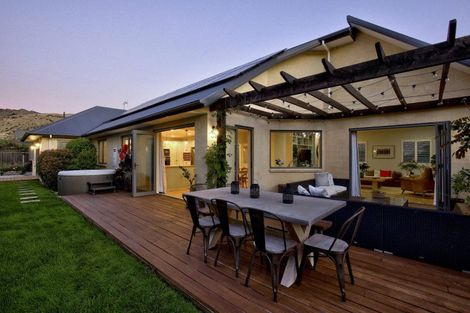 Photo of property in 56 Erskine Street, Lake Hayes, Queenstown, 9304