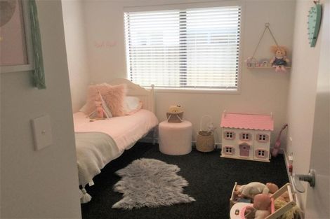 Photo of property in 8 Scarr Lane, Pyes Pa, Tauranga, 3112