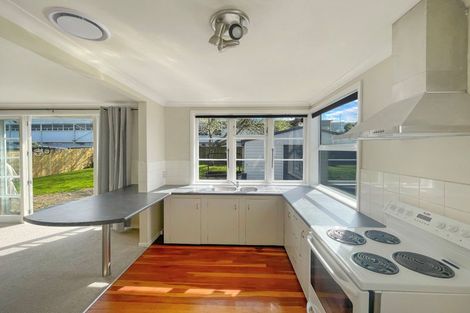 Photo of property in 17 Lorne Street, Melville, Hamilton, 3206