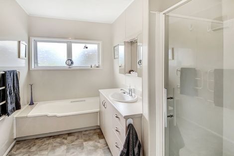 Photo of property in 4 Barclay Place, Te Kamo, Whangarei, 0112