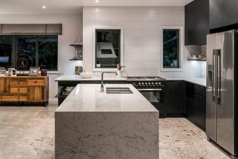 Photo of property in 260 Thornton Road, Cambridge, 3496