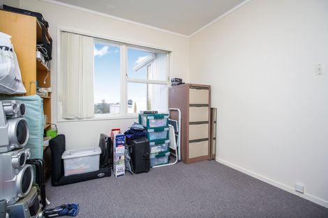 Photo of property in 476 Don Buck Road, Massey, Auckland, 0614