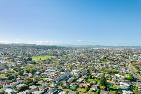 Photo of property in 8e Kent Road, Manurewa, Auckland, 2102