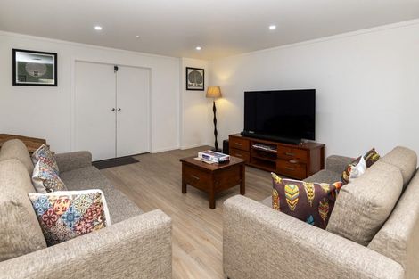 Photo of property in 12 Cheriton Road, Mellons Bay, Auckland, 2014