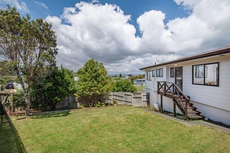 Photo of property in 4 Mona Vale, West Harbour, Auckland, 0618