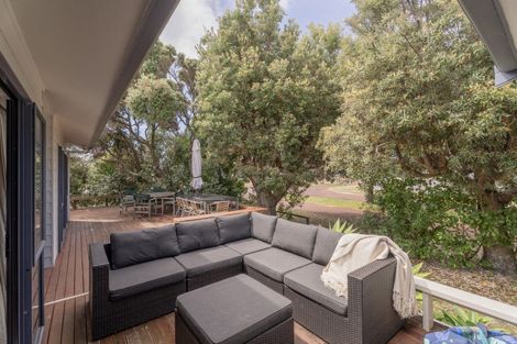 Photo of property in 2 Bagnall Place, Pauanui, Hikuai, 3579