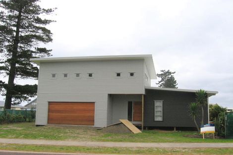 Photo of property in 146 Kowhai Avenue, Matarangi, Whitianga, 3592