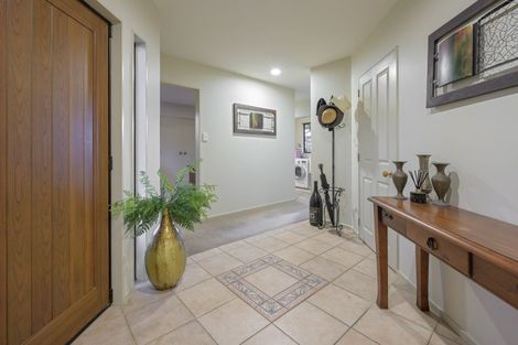 Photo of property in 29 Downing Place, Welcome Bay, Tauranga, 3112