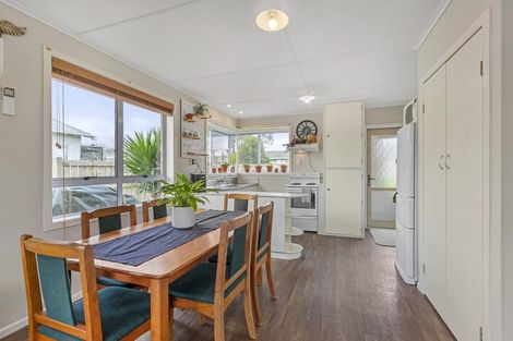 Photo of property in 136 Hakanoa Street, Huntly, 3700