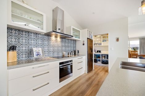 Photo of property in 4 Loe Place, Amberley, 7410